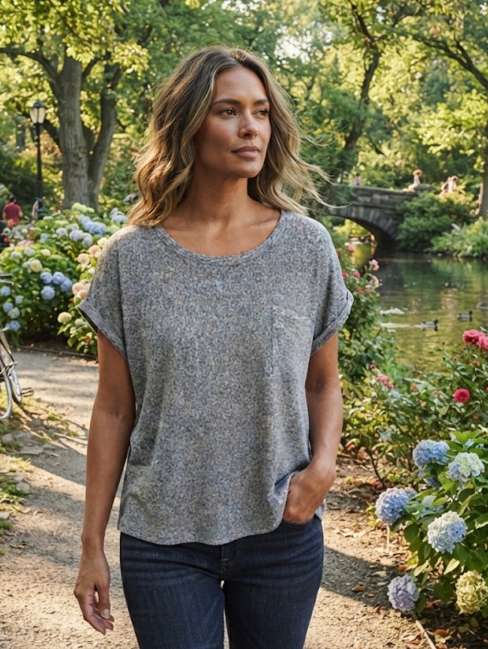 Zenana Women's Gray Pocket Short-Sleeve Top